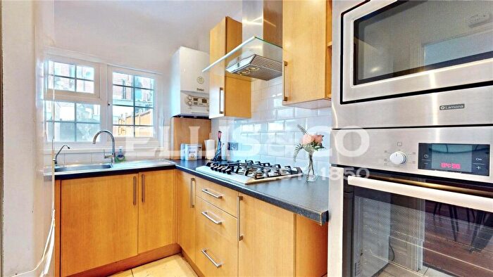 3 Bedroom Terraced House For Sale In Rosemead Avenue, Wembley, HA9