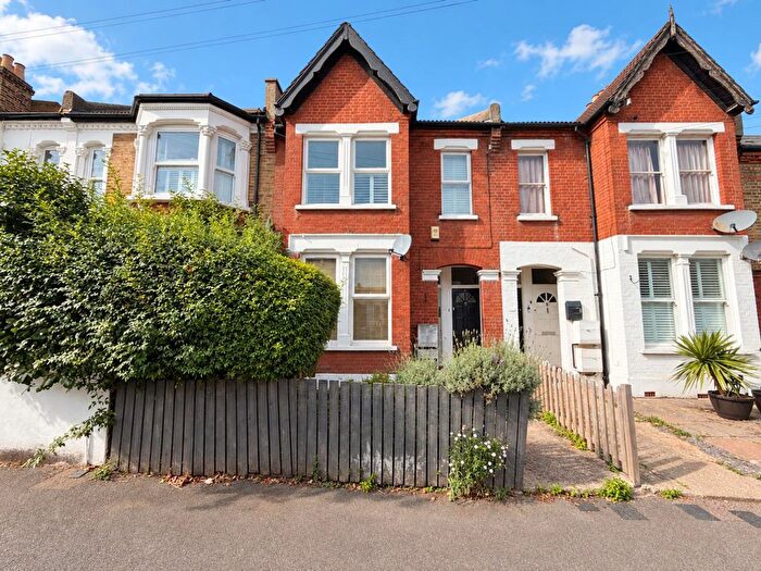 2 Bedroom Flat To Rent In Como Road Forest Hill London, SE23