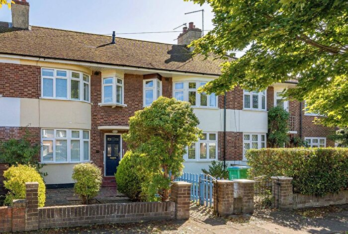 3 Bedroom Terraced House For Sale In Longford Close, Hampton Hill, TW12