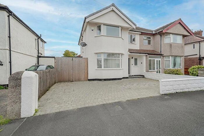 4 Bedroom Semi Detached House For Sale In Derwent Road, Meols, Wirral, CH47