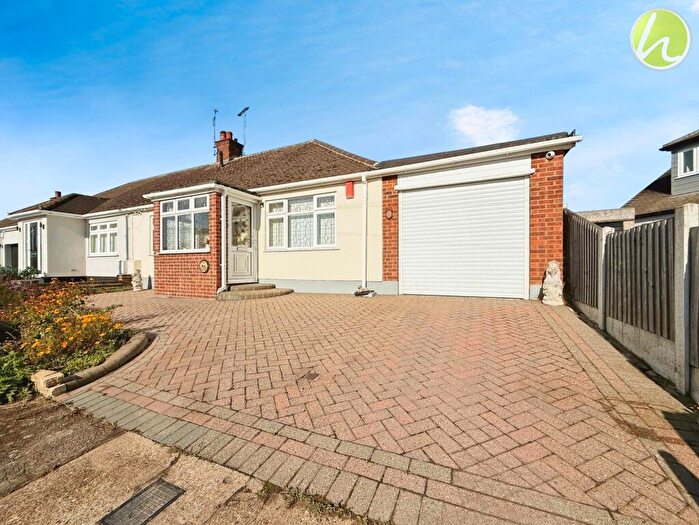 2 Bedroom Semi-Detached House For Sale In Vincent Close, Corringham, SS17