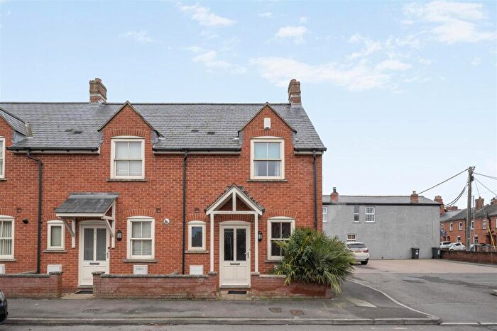2 Bedroom Terraced House For Sale In Westminster Close, Devizes, SN10