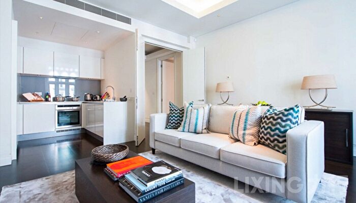 1 Bedroom Flat To Rent In Green Street, Mayfair, W1K