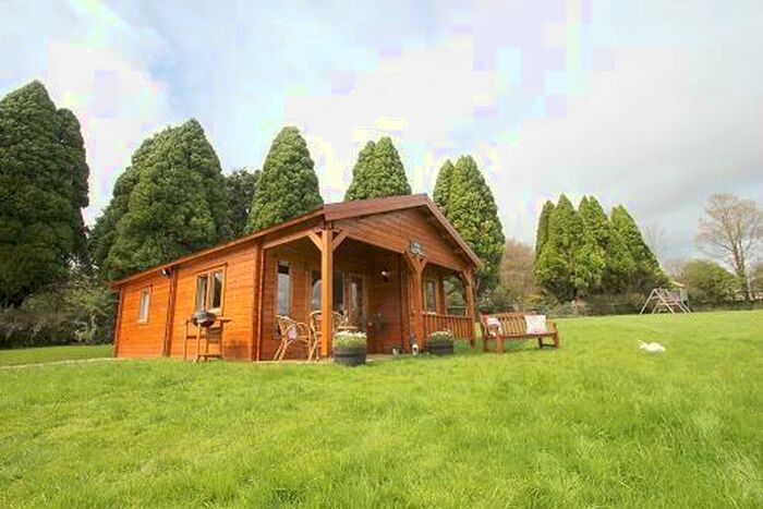 2 Bedroom Chalet To Rent In Trewidland, PL14