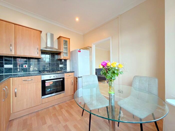 2 Bedroom Semi Detached House To Rent In Hurstwood Road, London, NW11