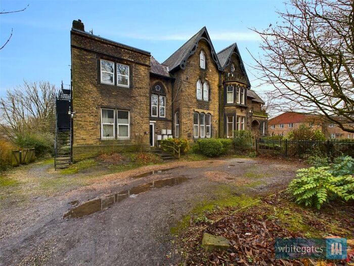 1 Bedroom Apartment To Rent In Oak Mount, Bradford, West Yorkshire, BD8