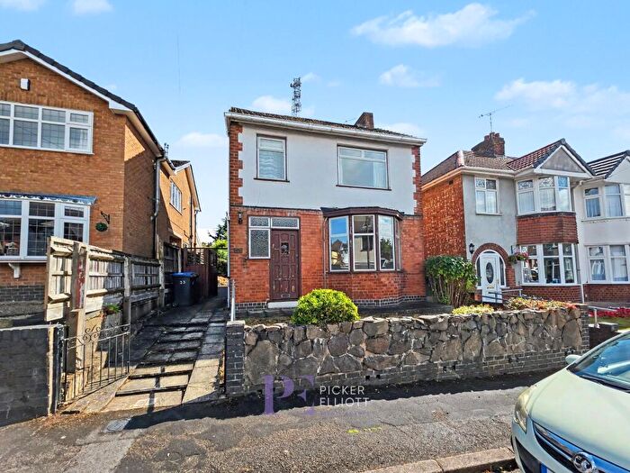 3 Bedroom Detached House For Sale In Trinity Vicarage Road, Hinckley, LE10