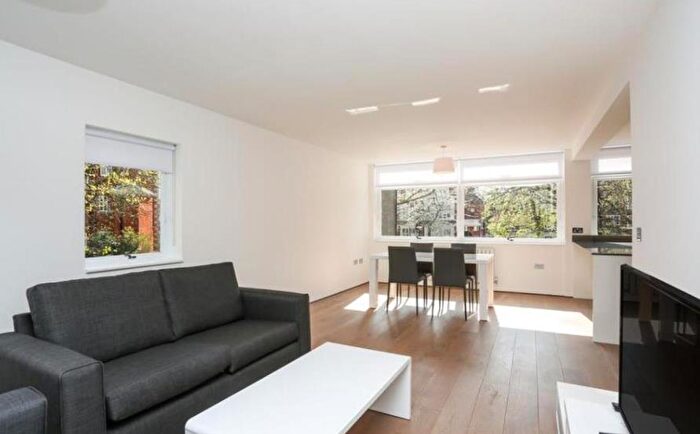 2 Bedroom Apartment To Rent In York Terrace West, Marylebone, London, NW1
