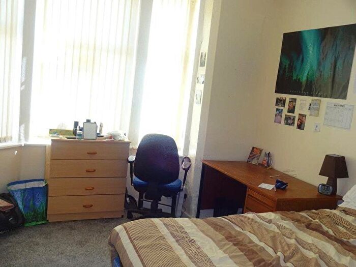 5 Bedroom Terraced House To Rent In Johnson Road, Nottingham, NG7