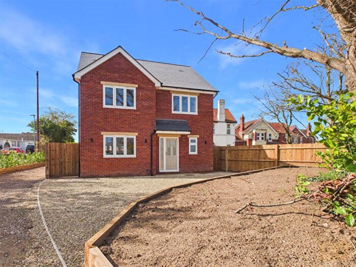 4 Bedroom Detached House For Sale In Parton Road, Churchdown, Gloucester, GL3