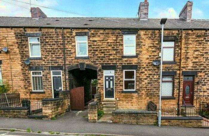 2 Bedroom Terraced House To Rent In Kelvin Grove, Wombwell, Barnsley, South Yorkshire, S73