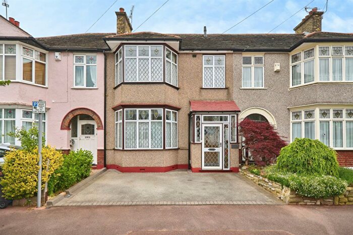 3 Bedroom Terraced House For Sale In Beccles Drive, Barking, IG11