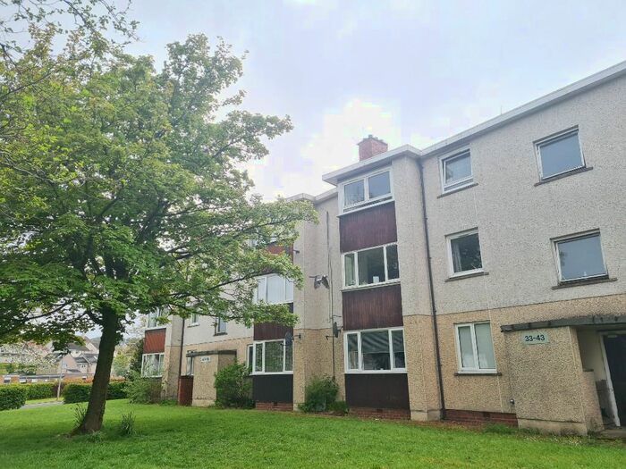 2 Bedroom Flat To Rent In Alberta Avenue, East Kilbride, South Lanarkshire, G75