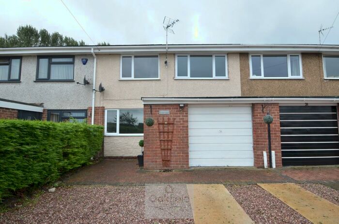 3 Bedroom Semi-Detached House To Rent In Burntwood Road, Buckley, Flintshire, CH7