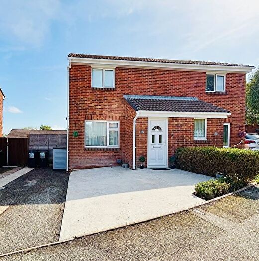 3 Bedroom Semi Detached House For Sale In Haytor Avenue, Paignton, TQ4