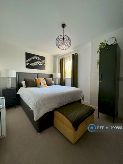 1 Bedroom Flat To Rent In Arments Court, London, SE5