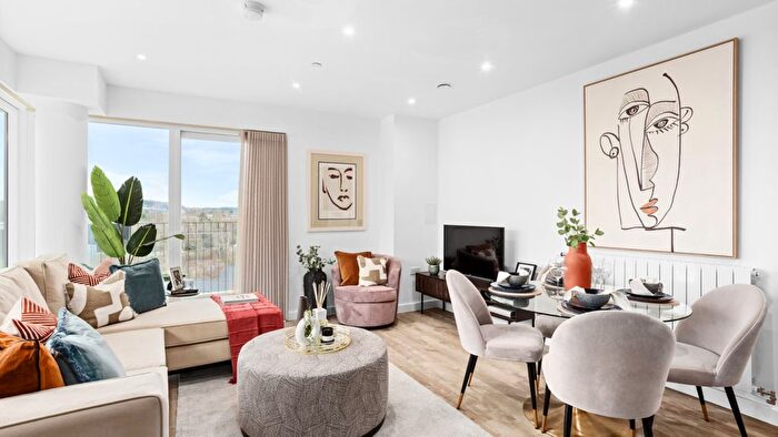 2 Bedroom Flat For Sale In Pegler Square, Kidbrooke Village, Greenwich, London, SE3