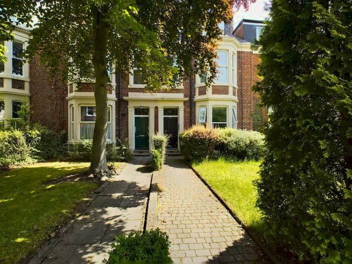 2 Bedroom Apartment To Rent In Jesmond, Newcastle Upon Tyne, NE2