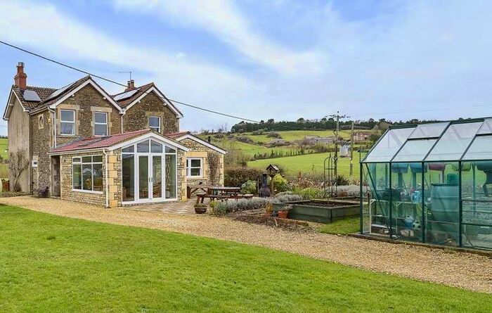 4 Bedroom Detached House For Sale In Hemington, BA3