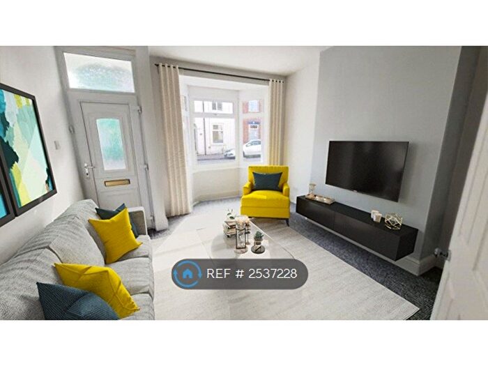 2 Bedroom Terraced House To Rent In Wynburg Street, Hull, HU9