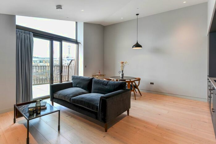 1 Bedroom Flat To Rent In Ganton Street, London, W1F
