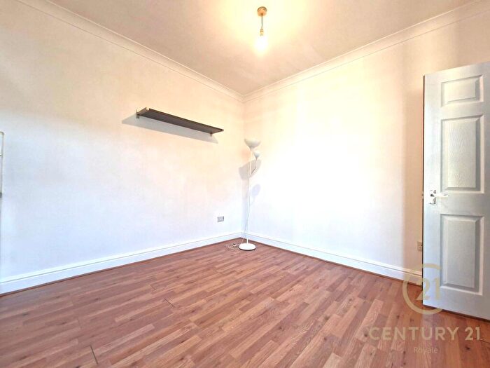 Studio To Rent In Southsea Road, Kingston Upon Thames, KT1
