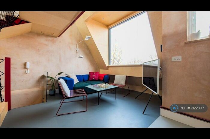 2 Bedroom Flat To Rent In Archway Road, London, N6