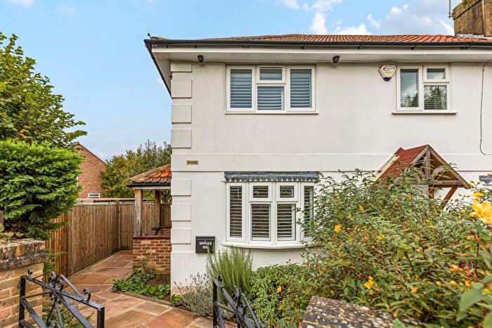 1 Bedroom Terraced House To Rent In Wickenden Road, Sevenoaks, TN13