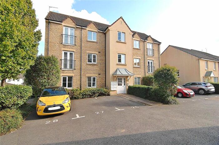 1 Bedroom Apartment For Sale In Beechwood Close, Nailsworth, Stroud, Gloucestershire, GL6