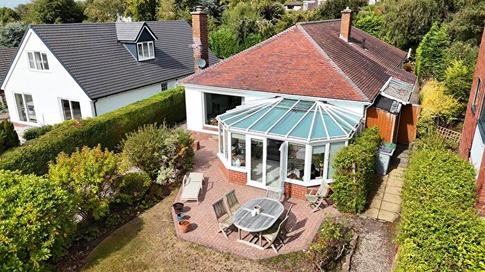 4 Bedroom Detached Bungalow For Sale In Oldfield Way, Heswall, Wirral, CH60