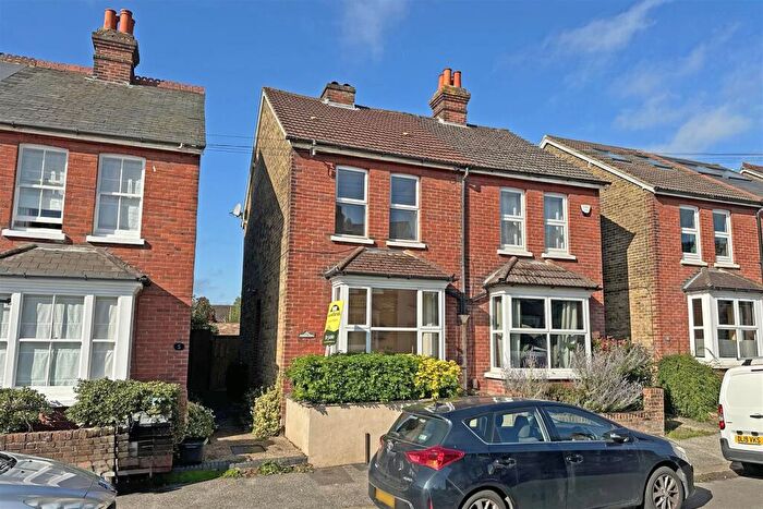 3 Bedroom Semi-Detached House For Sale In Osborne Road, Redhill, RH1