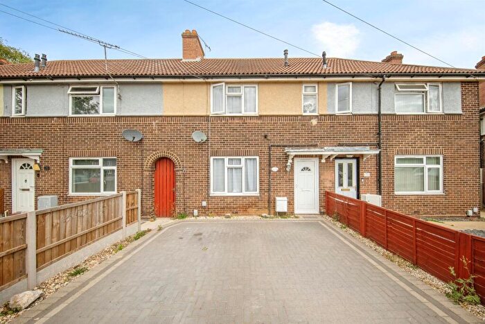 3 Bedroom Terraced House For Sale In Hawke Road, Ipswich, IP3