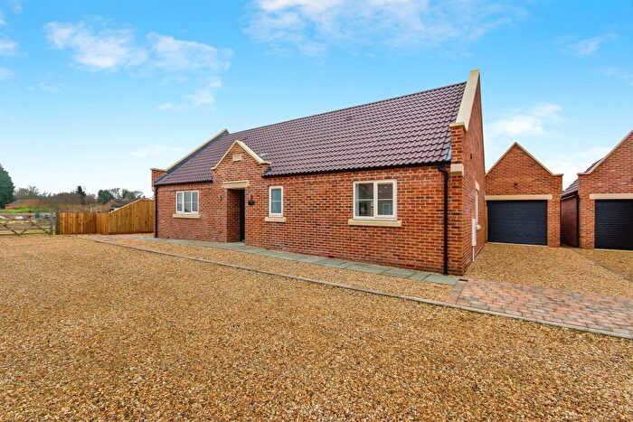 3 Bedroom Detached Bungalow For Sale In Hillgate, Gedney Hill, Spalding, PE12