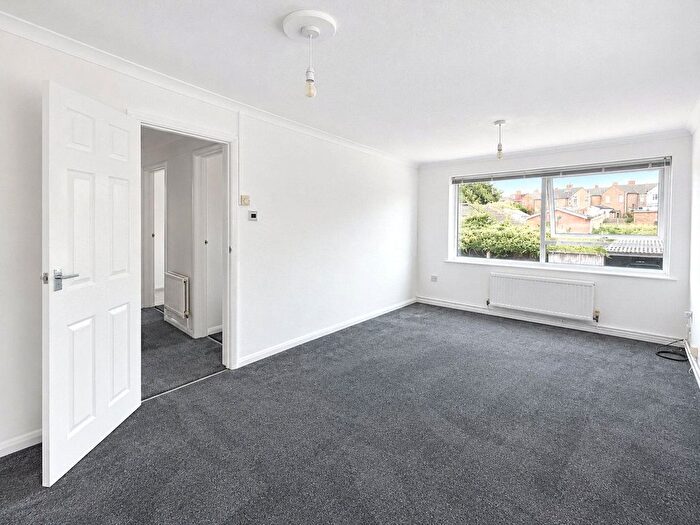 2 Bedroom Flat To Rent In Hartnup Street, Maidstone, ME16