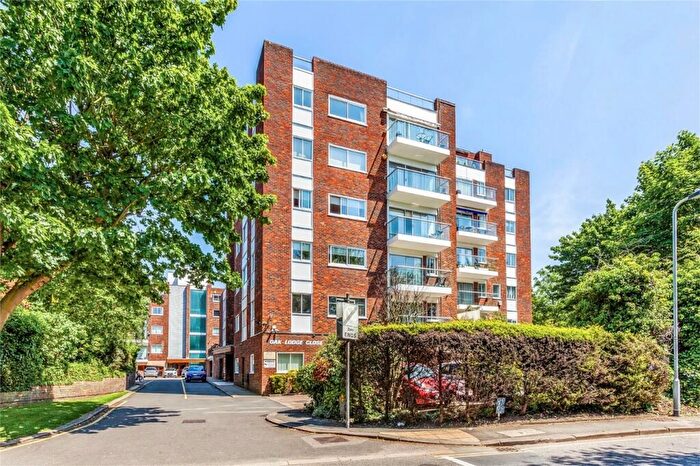 2 Bedroom Flat To Rent In Oak Lodge Close, Stanmore, HA7