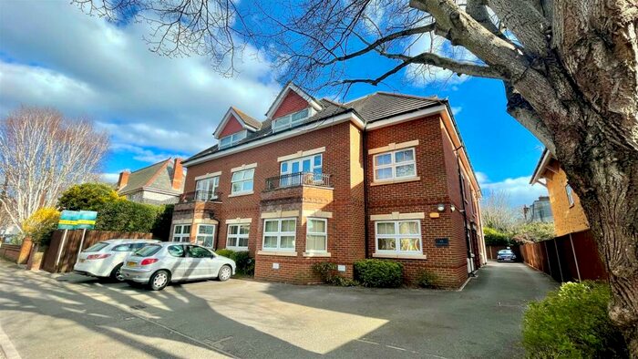 1 Bedroom Flat To Rent In Westby Road, Bournemouth, BH5