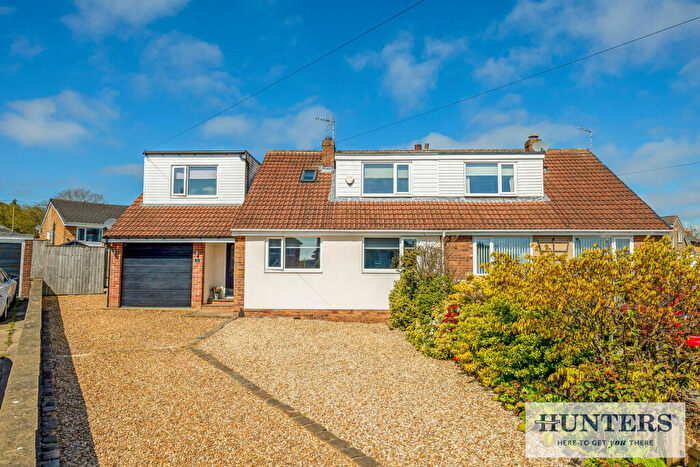 5 Bedroom Semi Detached House For Sale In Lanark Drive, Horsforth, Leeds, LS18