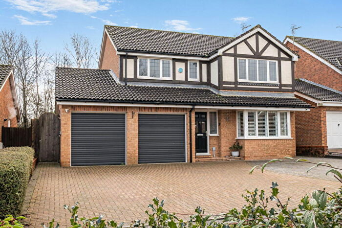 4 Bedroom Detached House For Sale In Belmont Heights, Hatch Warren, Basingstoke, RG22