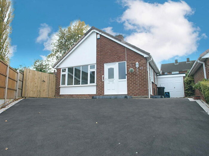 2 Bedroom Detached Bungalow To Rent In Astor Road, Kingswinford, DY6