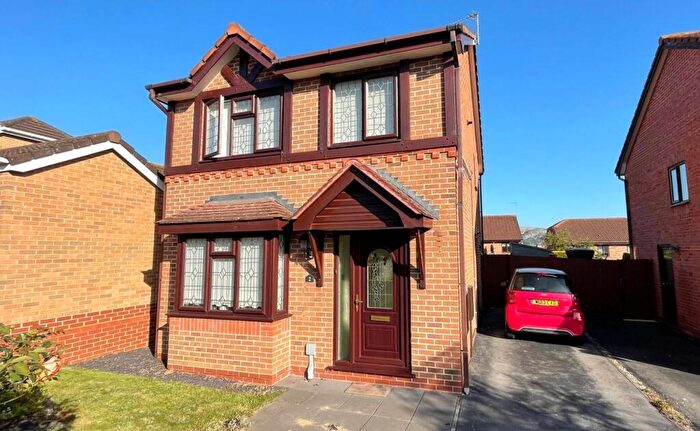 3 Bedroom Detached House For Sale In Beaumaris Drive, Llandudno, LL30