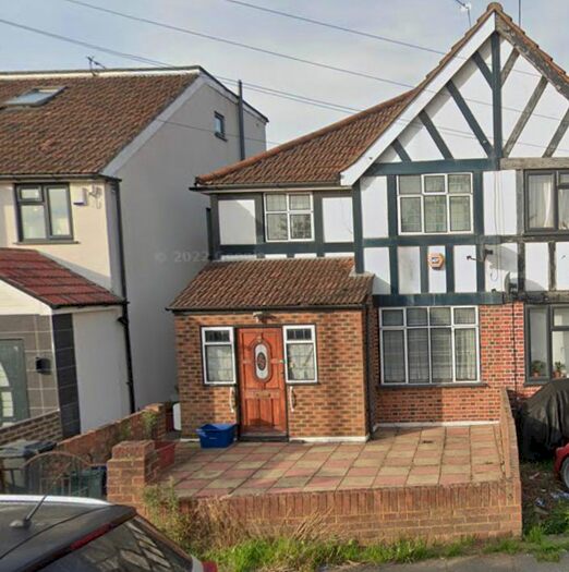 3 Bedroom Semi-Detached House To Rent In Westbrook Road, Heston, Hounslow, TW5