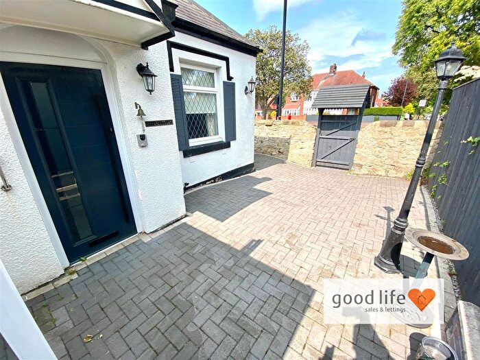 2 Bedroom Detached Bungalow For Sale In Holly Lodge, Sea View Road, Grangetown, Sunderland, SR2