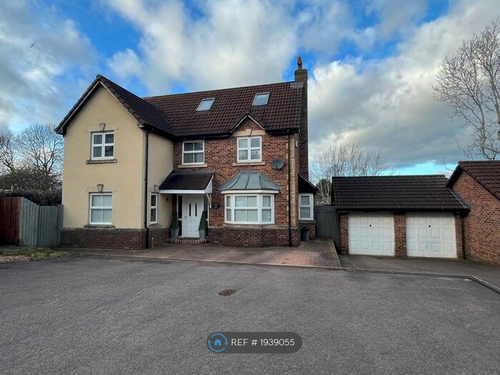 6 Bedroom Detached House To Rent In Cottage Gardens, Bristol, BS5