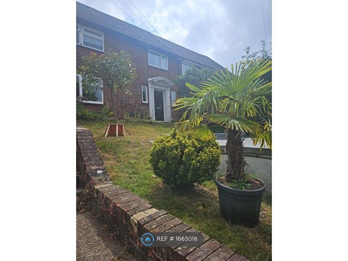 3 Bedroom Terraced House To Rent In Lyminster Avenue, Brighton, BN1