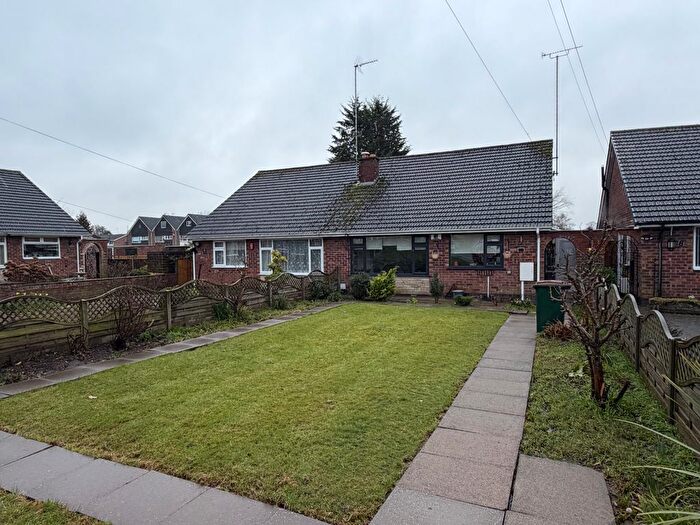 2 Bedroom Semi Detached Bungalow To Rent In Postbridge Road, Styvechale, Coventry, CV3