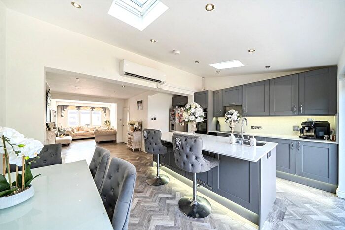 4 Bedroom Semi Detached House For Sale In Curran Avenue, Wallington, SM6