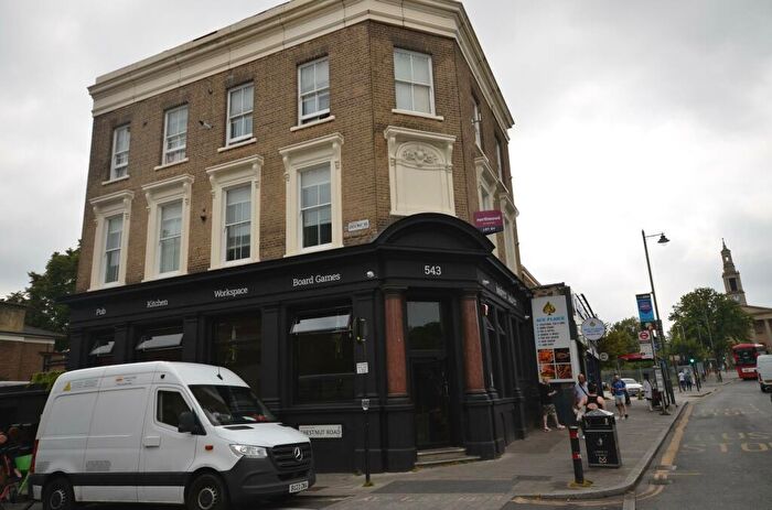 1 Bedroom Flat To Rent In Norwood Road, London, SE27