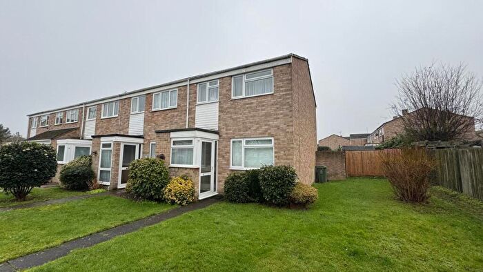 House For Sale In Ash Lane, Windsor, SL4