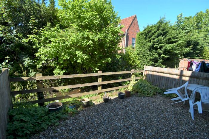 1 Bedroom Terraced House To Rent In Prospect Place, Welwyn, AL6