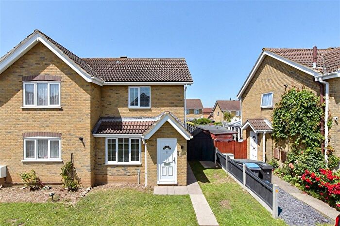 2 Bedroom Semi Detached House For Sale In Wordsworth Gardens, Aylesham, Kent, CT3